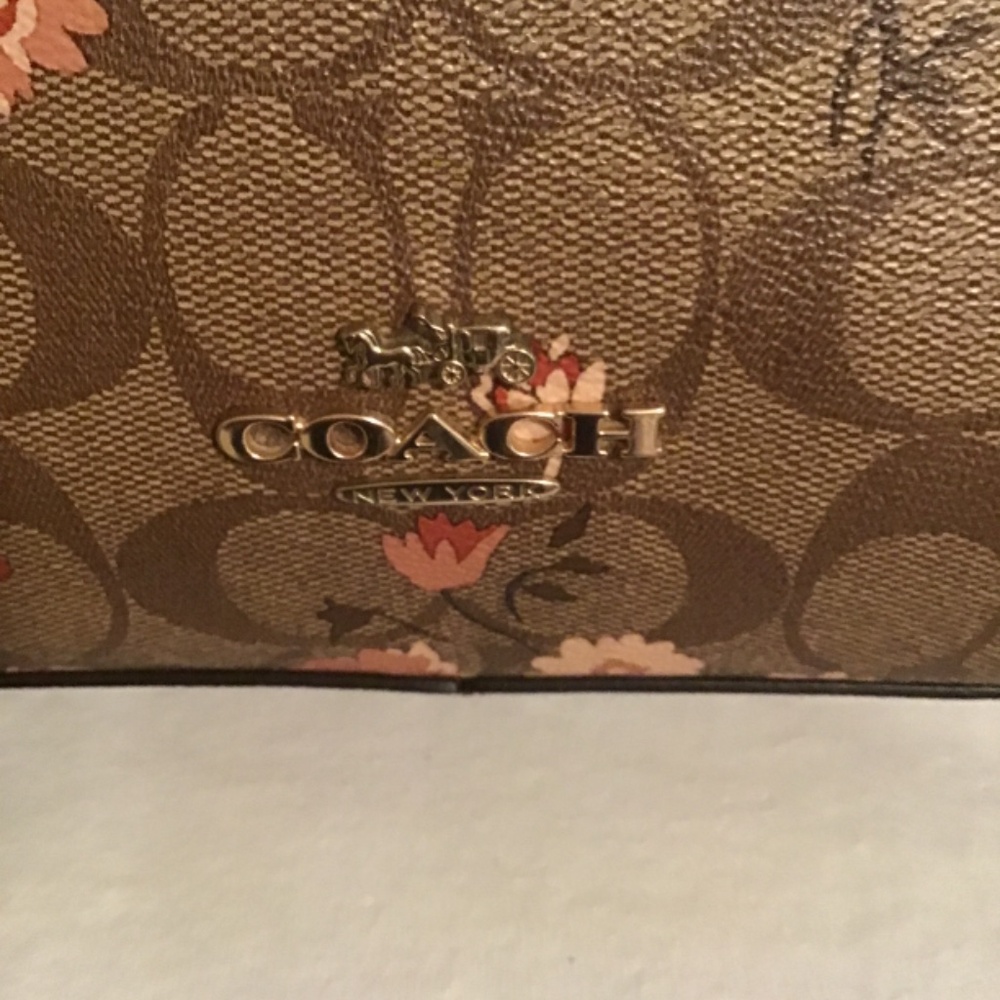 🔥Coach, backpack, see all photos, new cond. gorgeous coach pattern - Picture 2 of 9